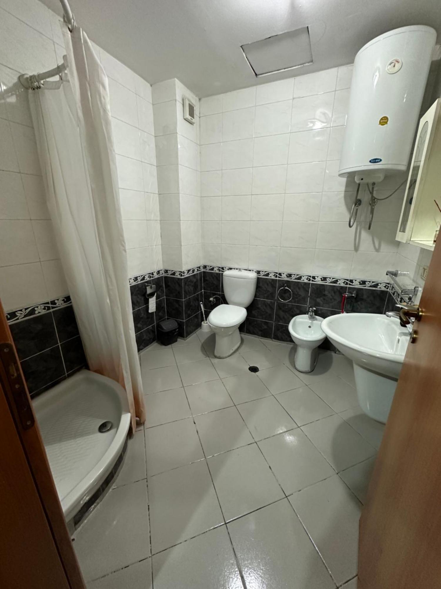 Heart Of Tirana Hotel Kültér fotó